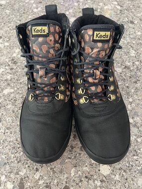 Keds Women’s Black Leopard-Print Lace-Up Boots Size 10 Wide